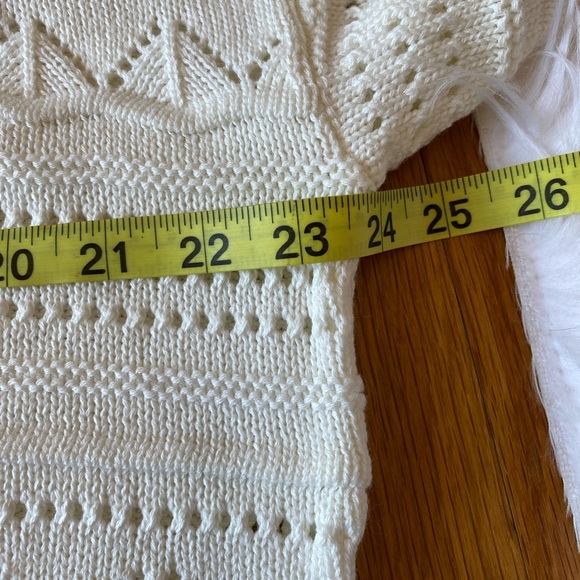 Design365 Cream Pullover Sweater - Picture 5 of 5